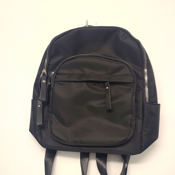 No Brand Black Back Pack - Picture 1 of 2